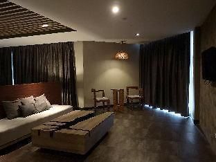 Tsix5 Quarter 5* Pattaya