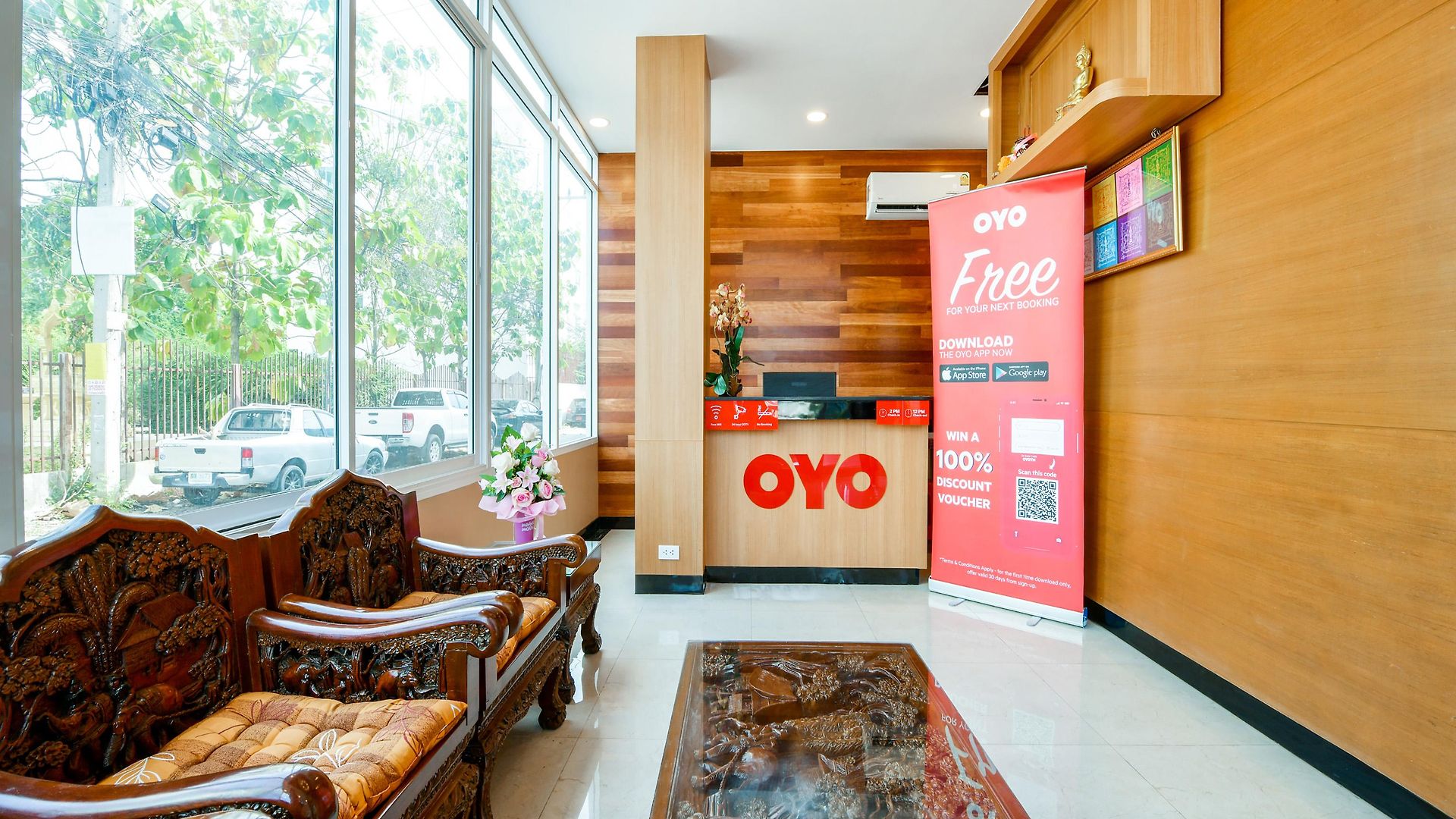 โรงแรม Oyo 458 Nakorn Siam Boutique 2*