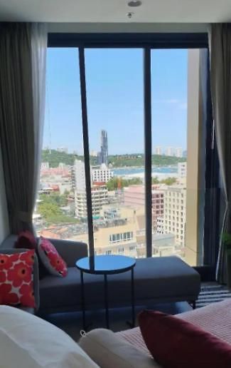 อพาร์ทเม้น The Edge Seaview Pattaya