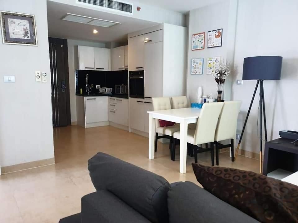Centara Avenue 2 Bedrooms Pool View อพาร์ทเม้น *
