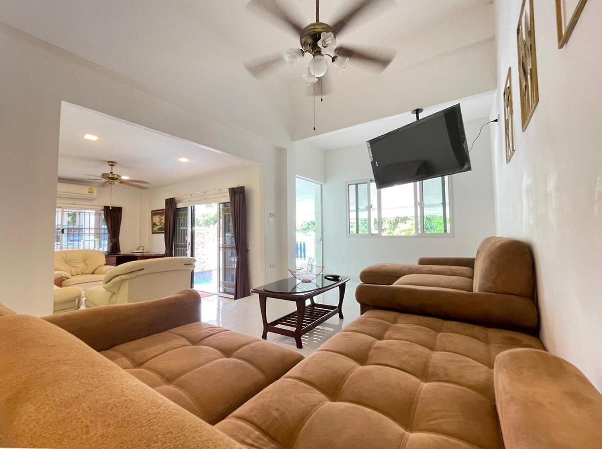 Kouac - House Walking Street 3 Bedrooms วิลล่า *
