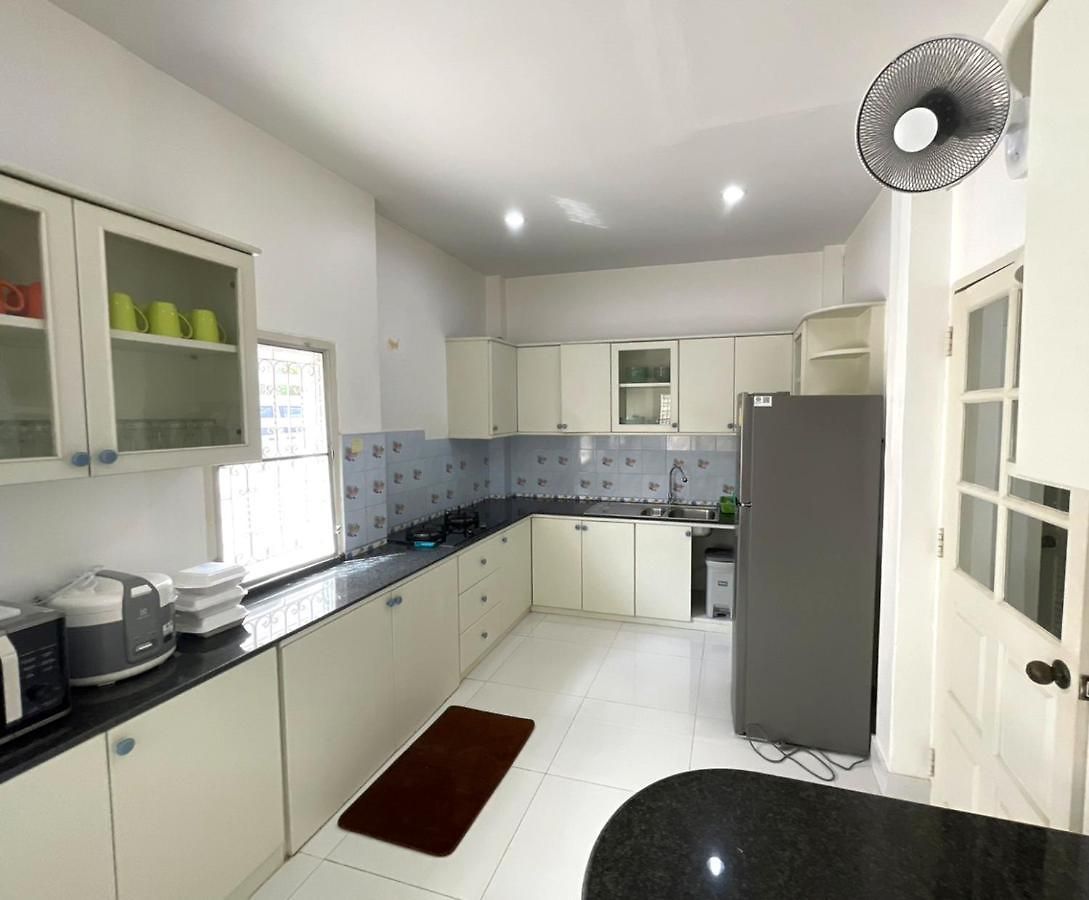 วิลล่า Kouac - House Walking Street 3 Bedrooms Pattaya