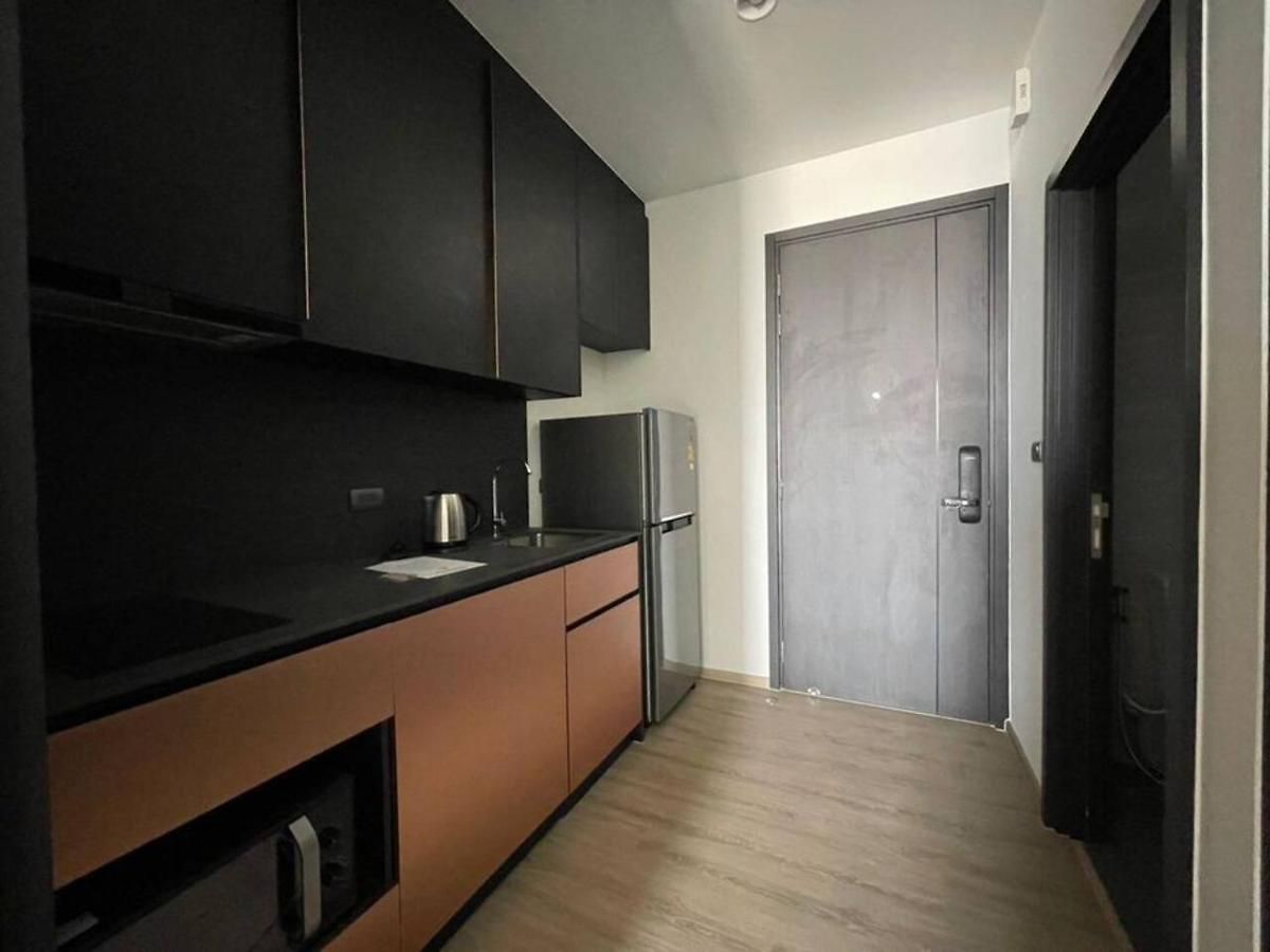 Edge Seaside Luxury Stylish Steps Away From * Pattaya