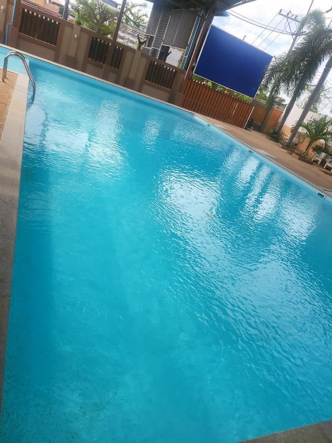 โรงแรม Ekaluk Place Pattaya