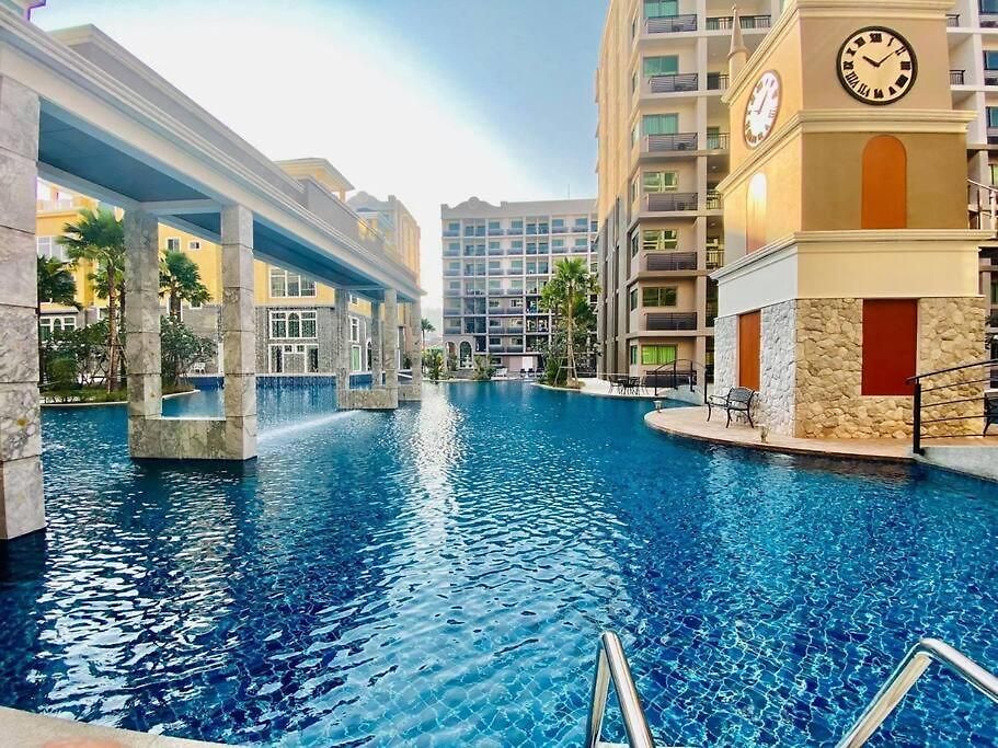 Arcadia Continental 1 Bedroom Pool View *