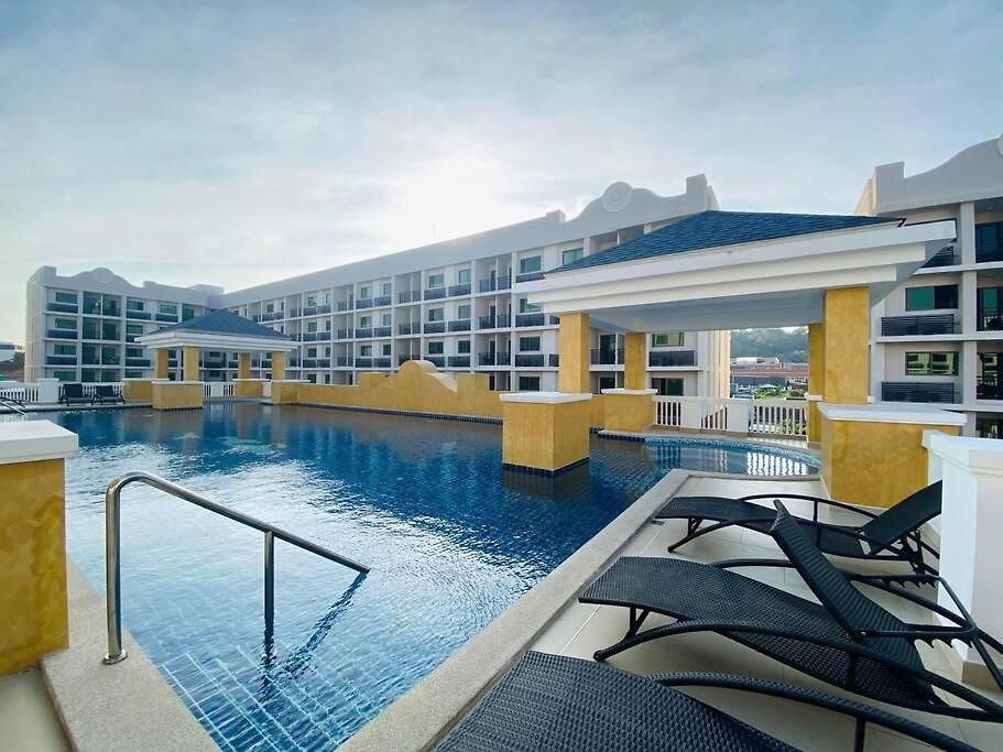 Arcadia Continental 1 Bedroom Pool View Apartment