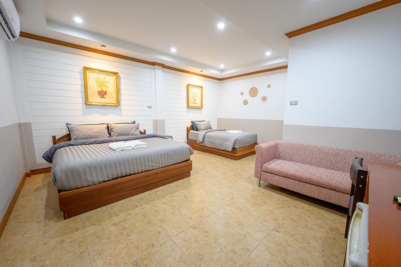 Halo Sea Koh Larn โรงแรม Pattaya