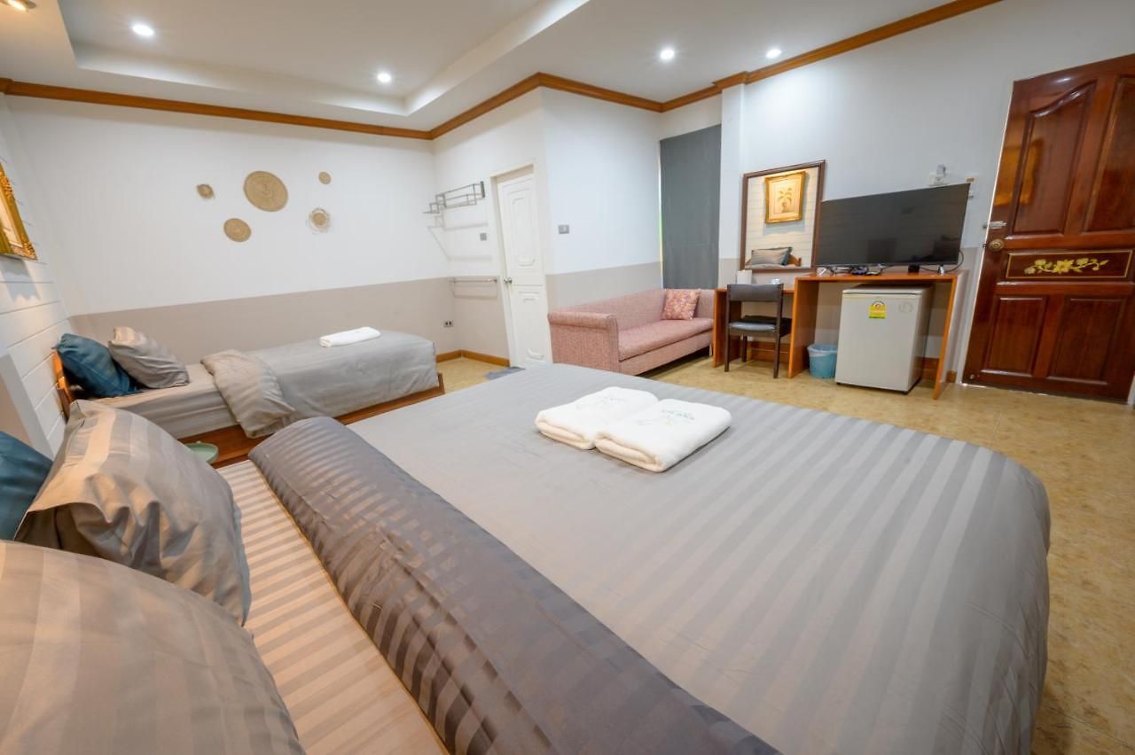 Halo Sea Koh Larn โรงแรม Pattaya