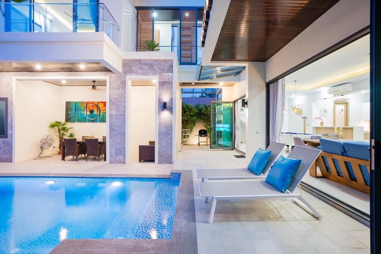 Hollywood Luxury Poolvilla Walking Street 4 Bedrooms