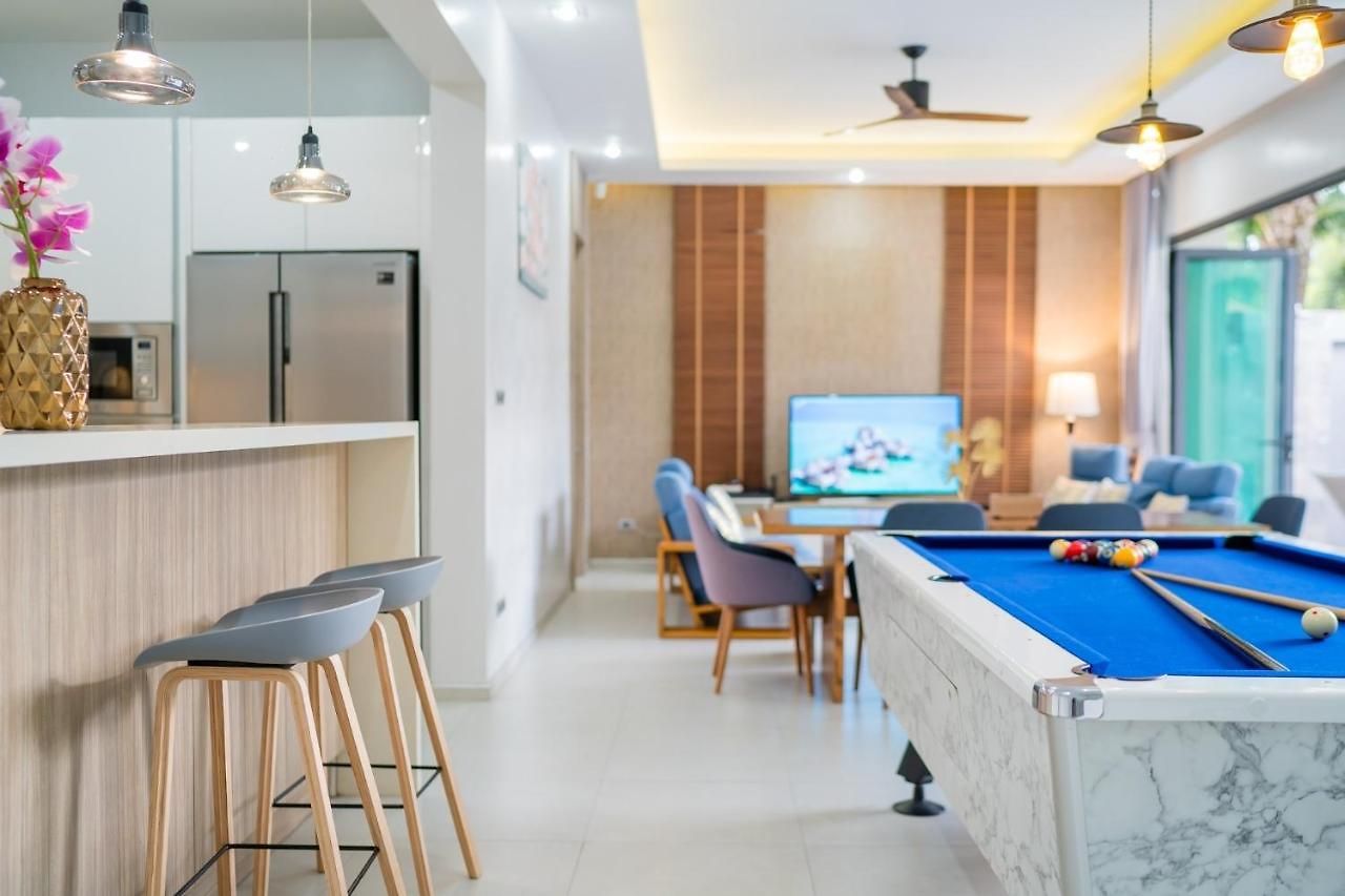 วิลล่า Hollywood Luxury Poolvilla Walking Street 4 Bedrooms *