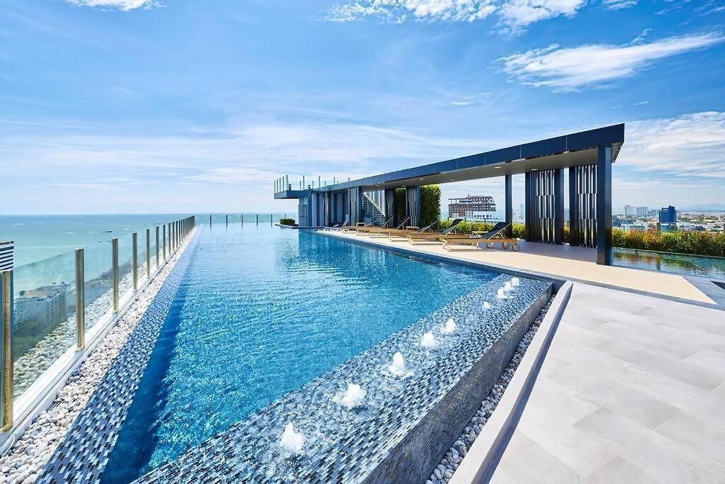 อพาร์ทเม้น & Infinity Pool