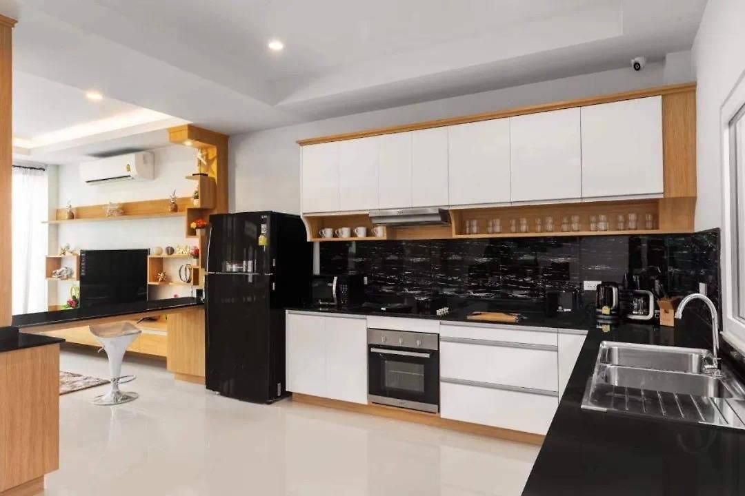 วิลล่า Lagoon 5 Bedroom Pool Pattaya