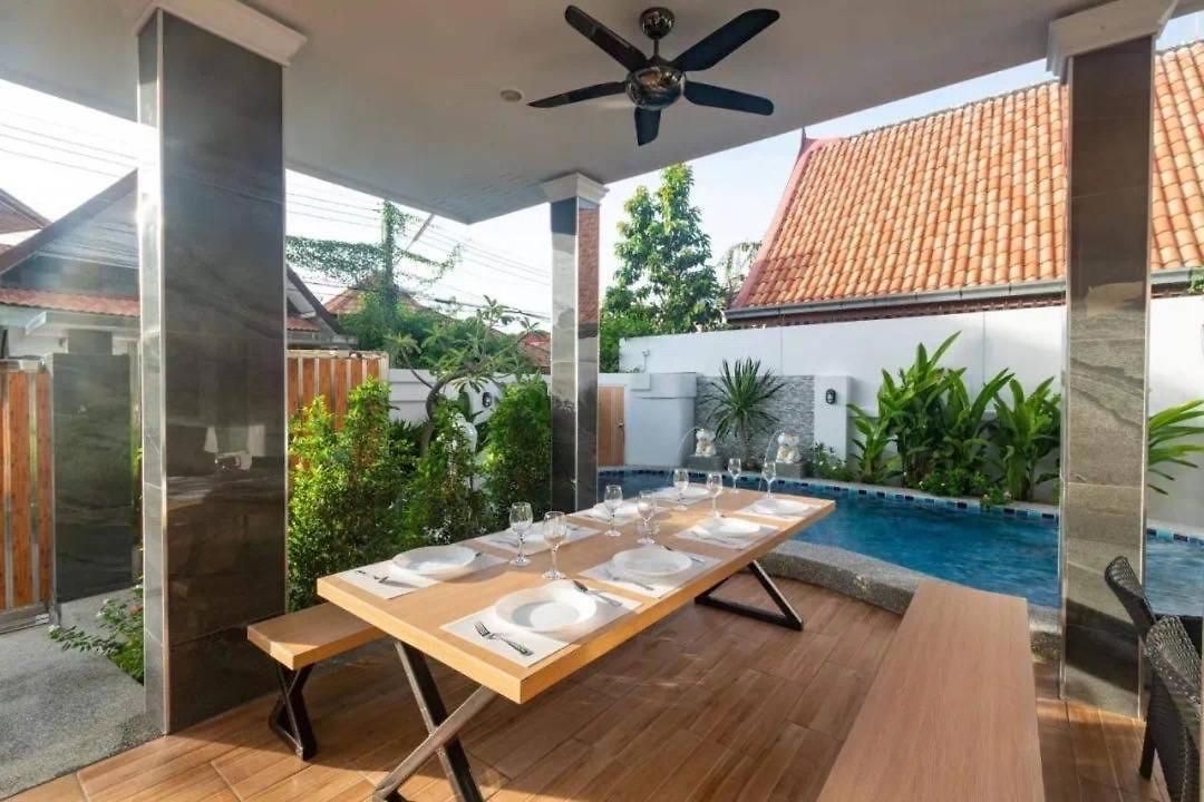 Lagoon 5 Bedroom Pool วิลล่า Pattaya