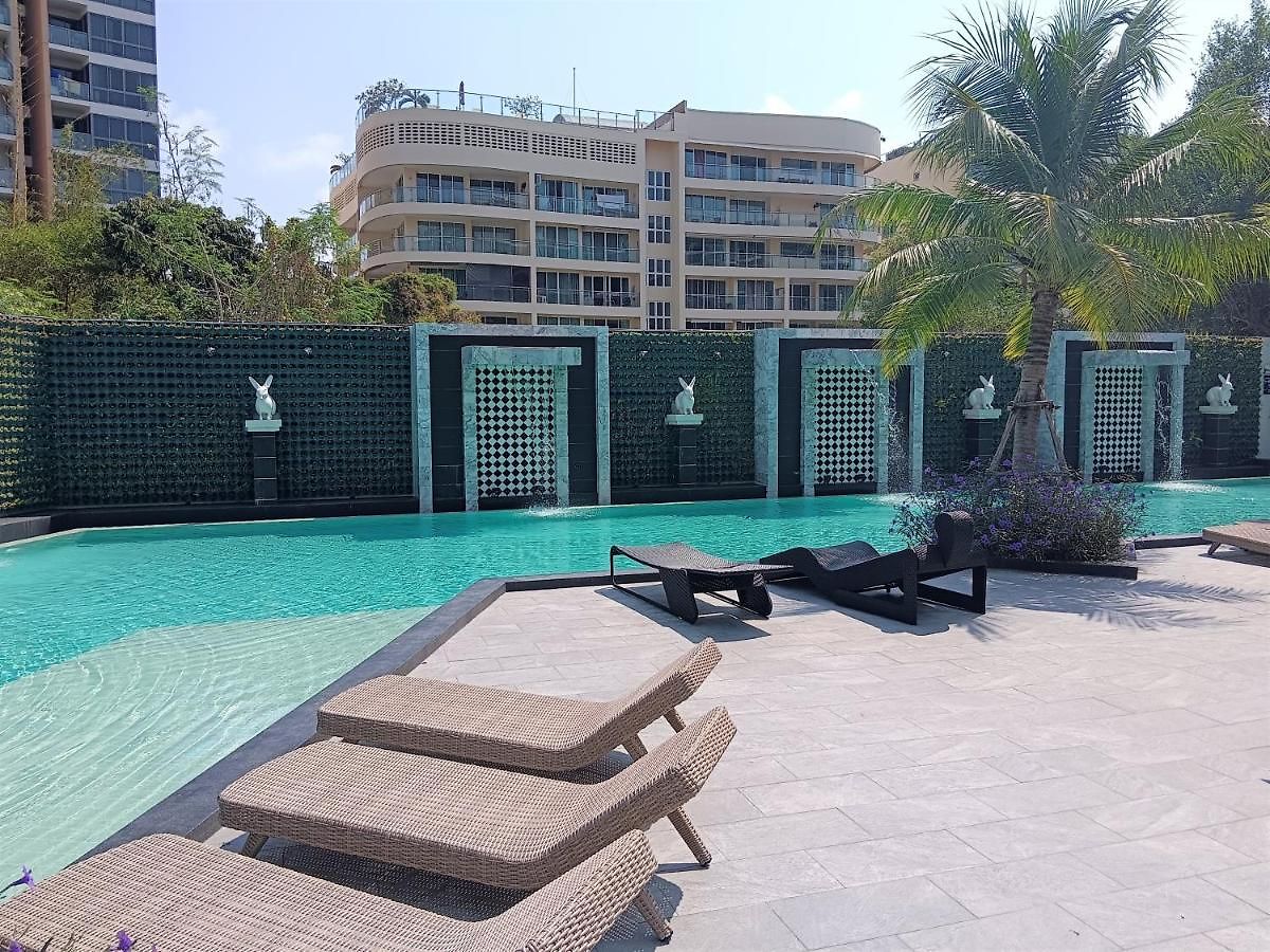 Arcadia Center Apartment *