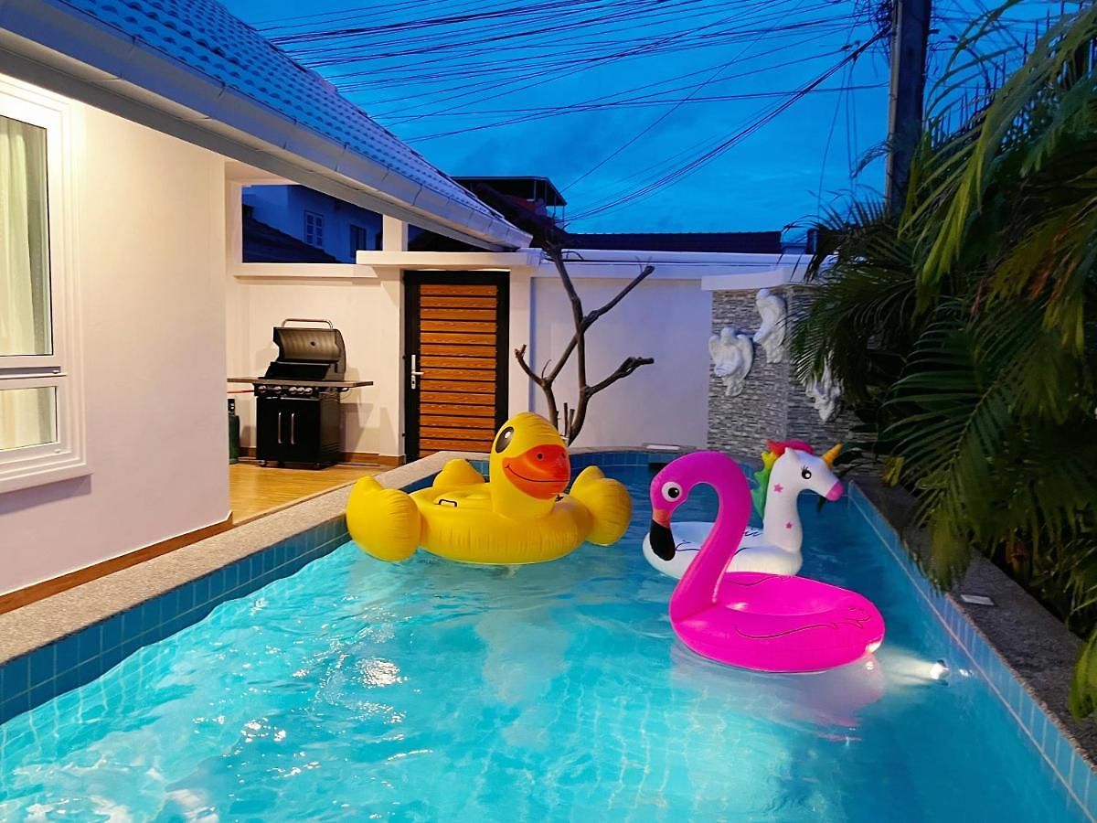 Aqua - Pool - Kitchen - Bbq - Smart Tv โรงแรม Pattaya