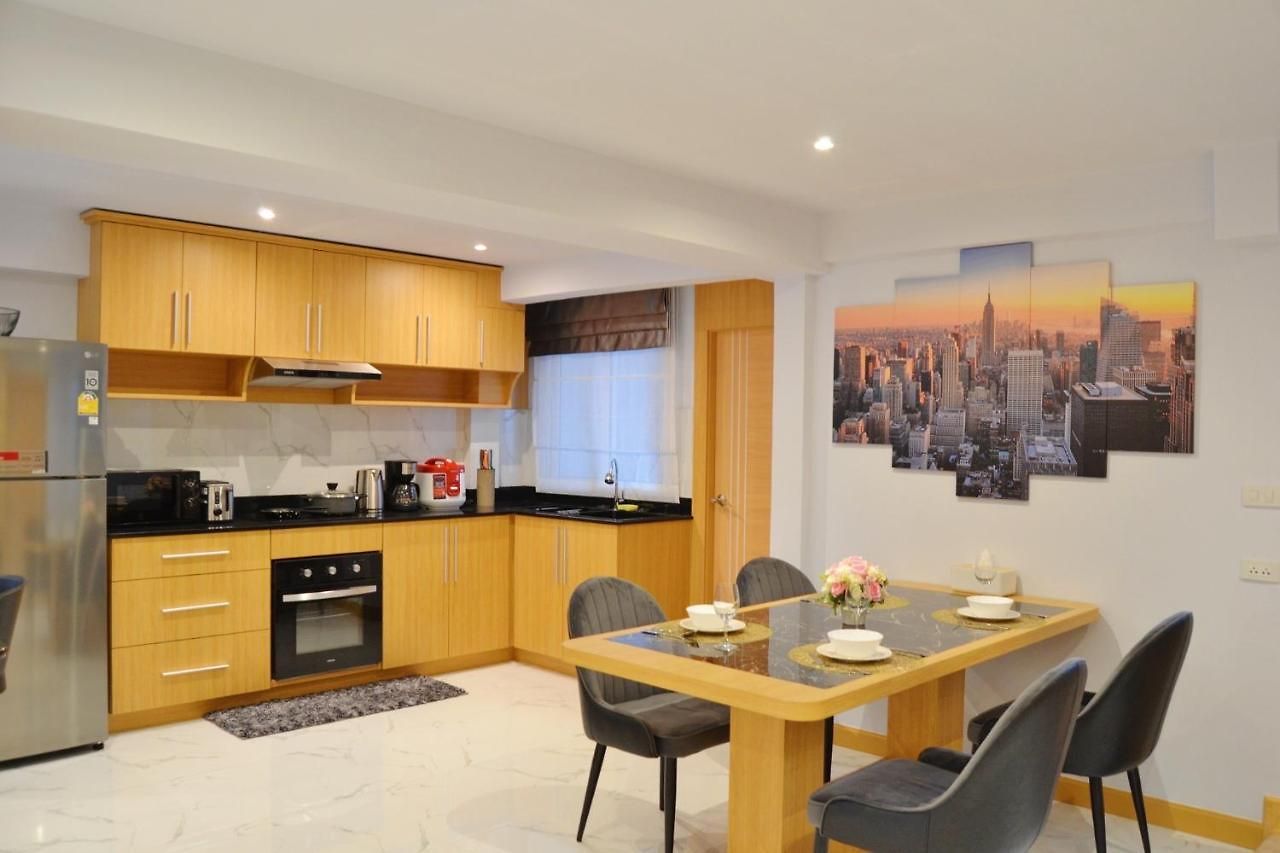 Aqua - Pool - Kitchen - Bbq - Smart Tv โรงแรม Pattaya
