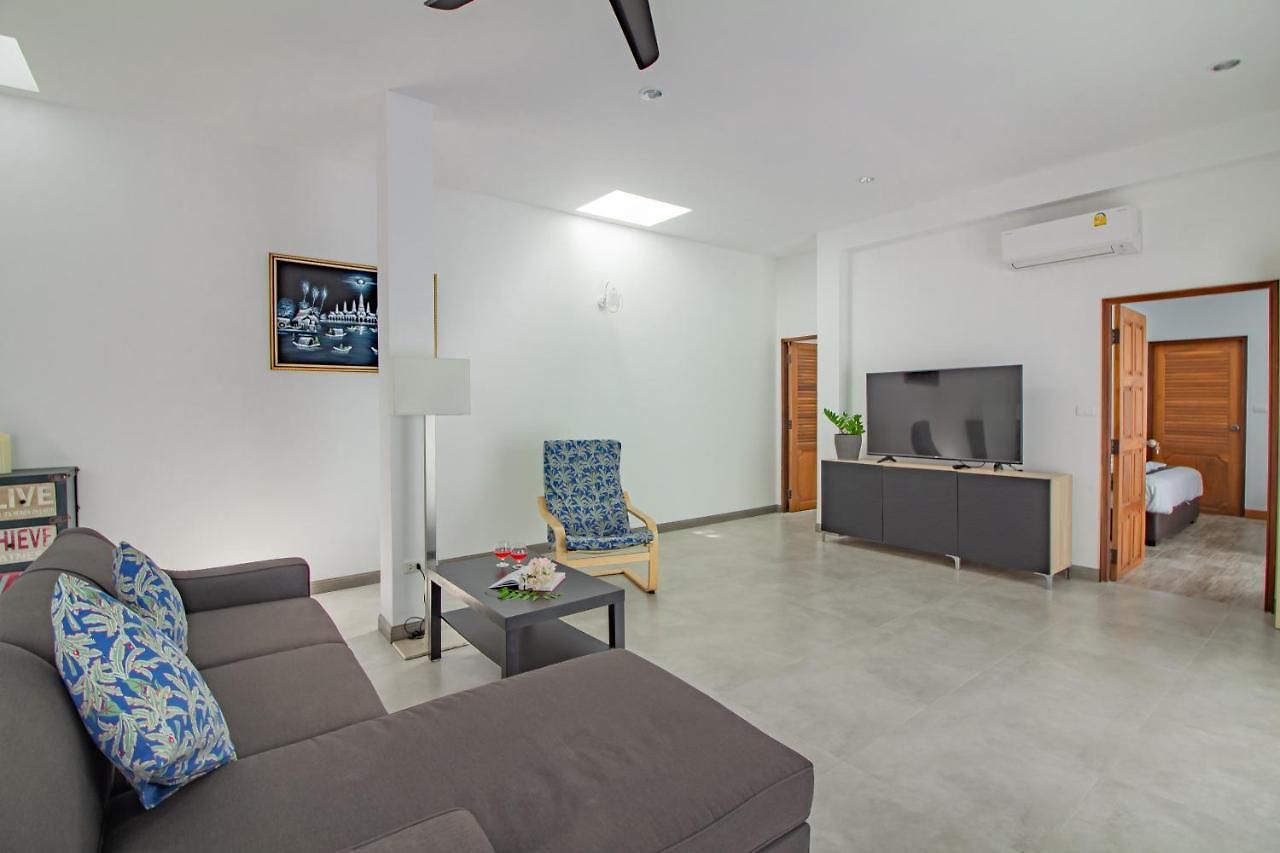 At 5 Mins Walk 3bdr Pool For Groups And Family Villa Pattaya