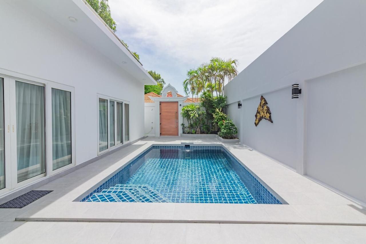 At 5 Mins Walk 3bdr Pool For Groups And Family Villa
