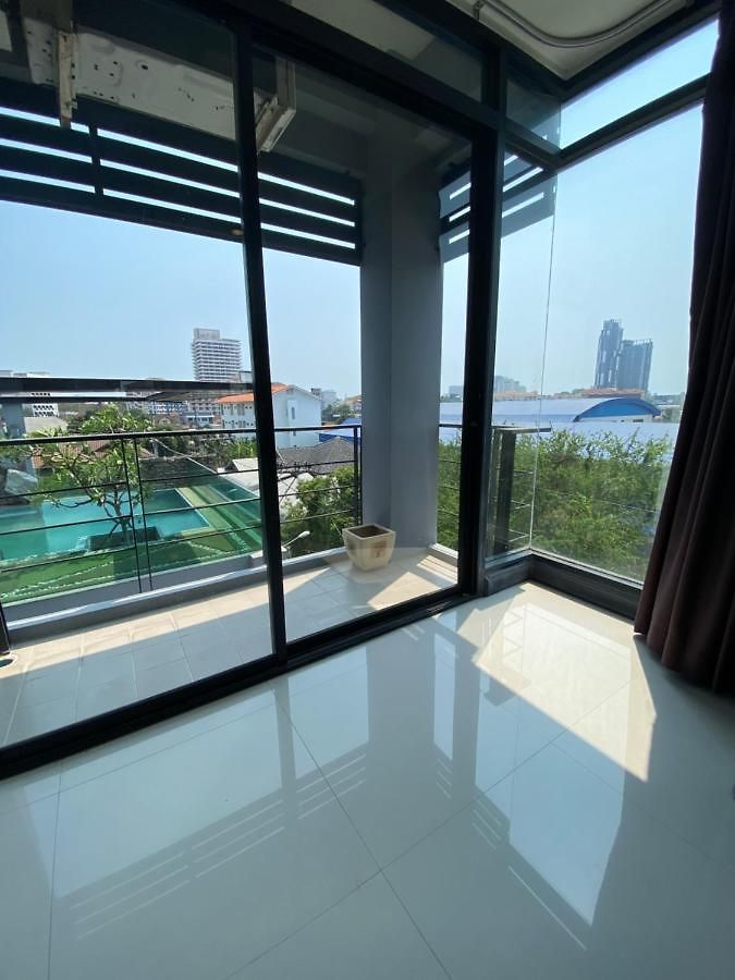 Le Vernissage By Goad Avadhess Hospitality โรงแรม 4*