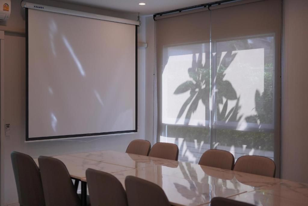 โรงแรม Deco North 5*