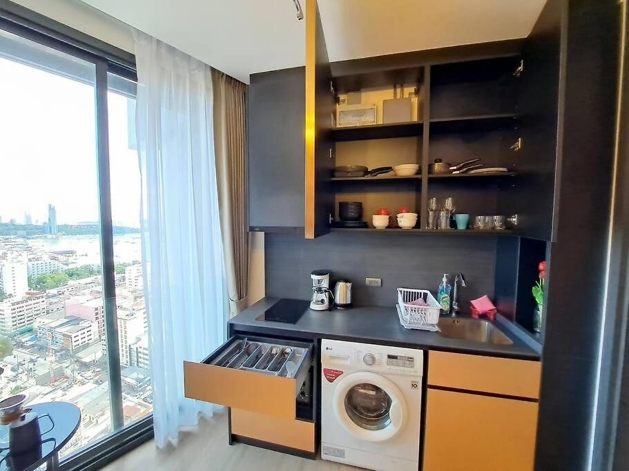 อพาร์ทเม้น Downtown Chic High Floor #es54624 *