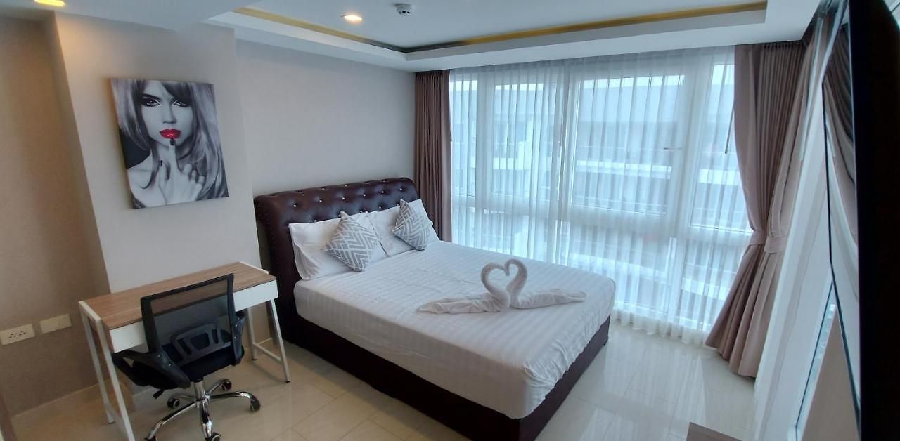 Grand Avenue - Luxury - 2 Bedroom 2 Baths - Pool-view อพาร์ทเม้น