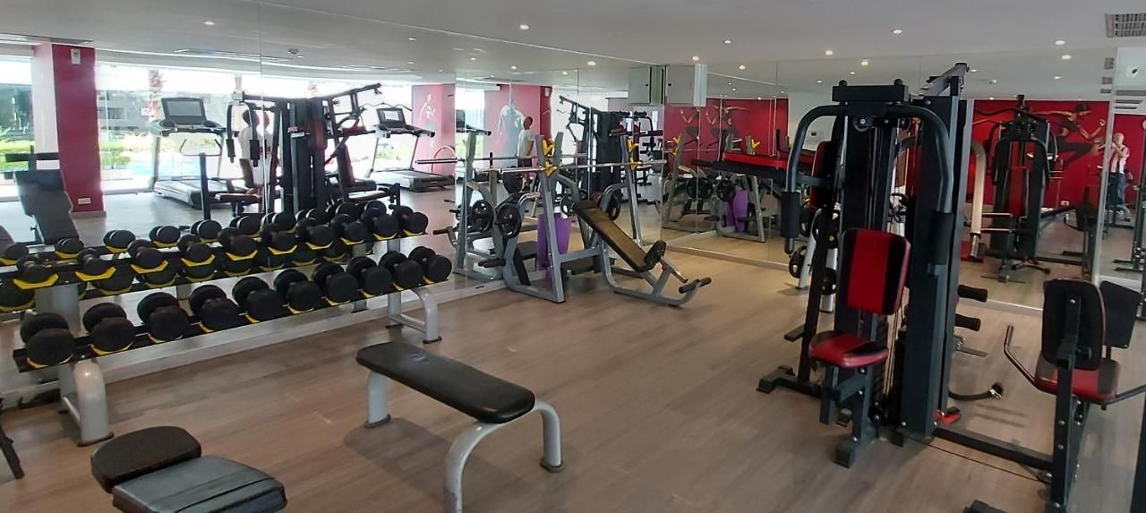 Grand Avenue - Luxury - 2 Bedroom 2 Baths - Pool-view อพาร์ทเม้น