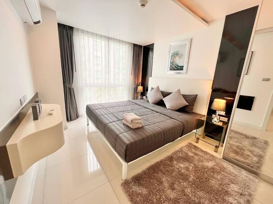 At 1 Bed In Ccr Apartment