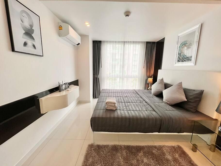 At 1 Bed In Ccr Apartment Pattaya