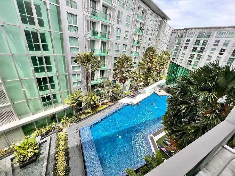 Apartment At 1 Bed In Ccr