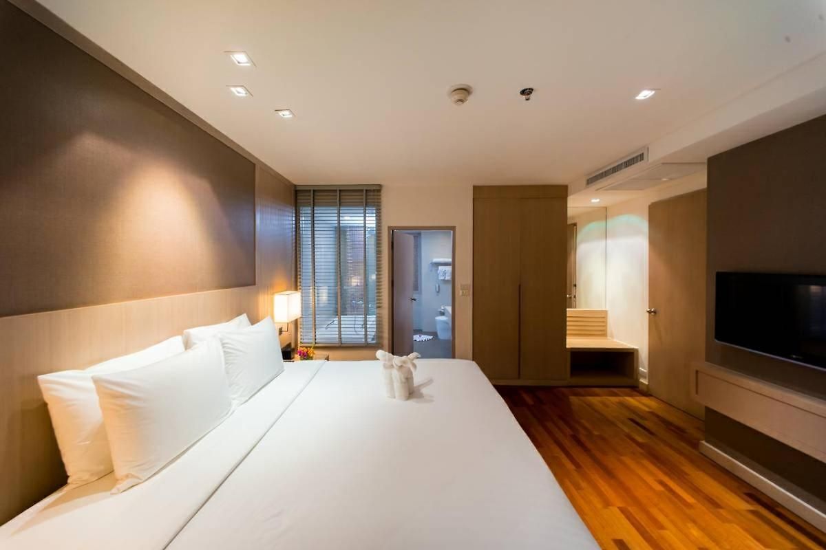 โรงแรม Signature