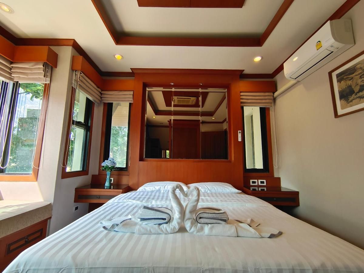 วิลล่า Baan Natcha Pattaya