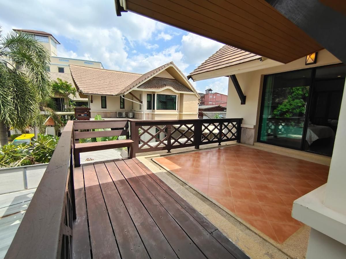 วิลล่า Baan Natcha *