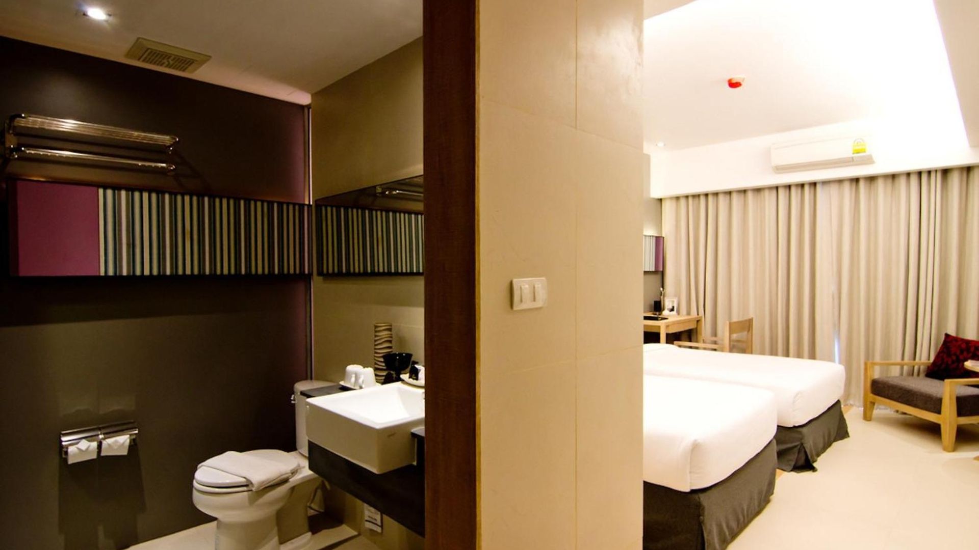 The Sun Xclusive โรงแรม 3*