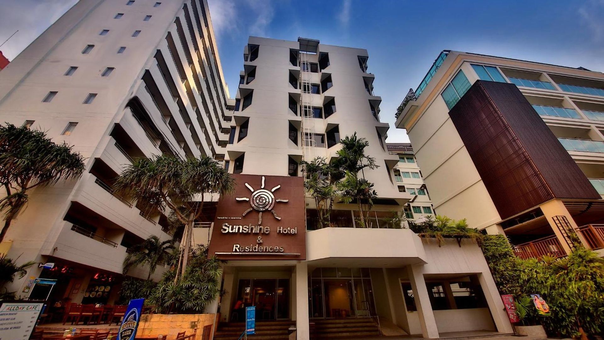 โรงแรม Sunshine & Residences