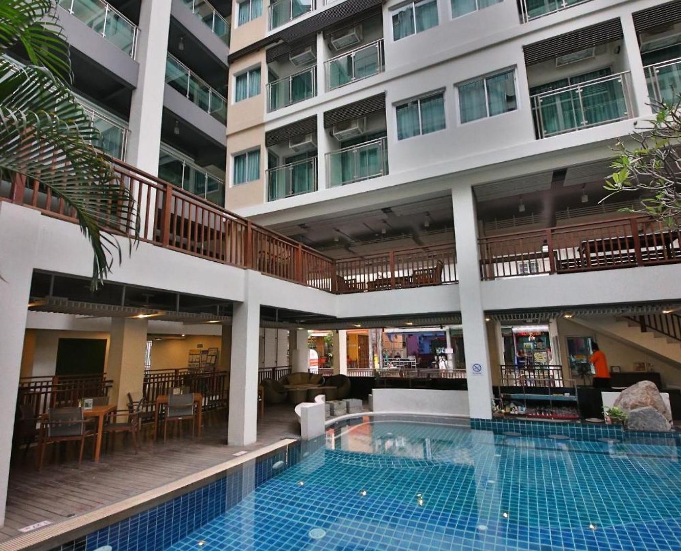 โรงแรม Sunshine & Residences