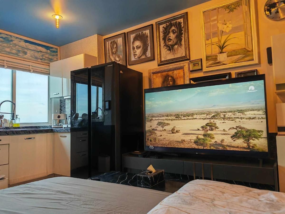 Art Under The Clouds 32nd Floor Sea View Superhost * Pattaya