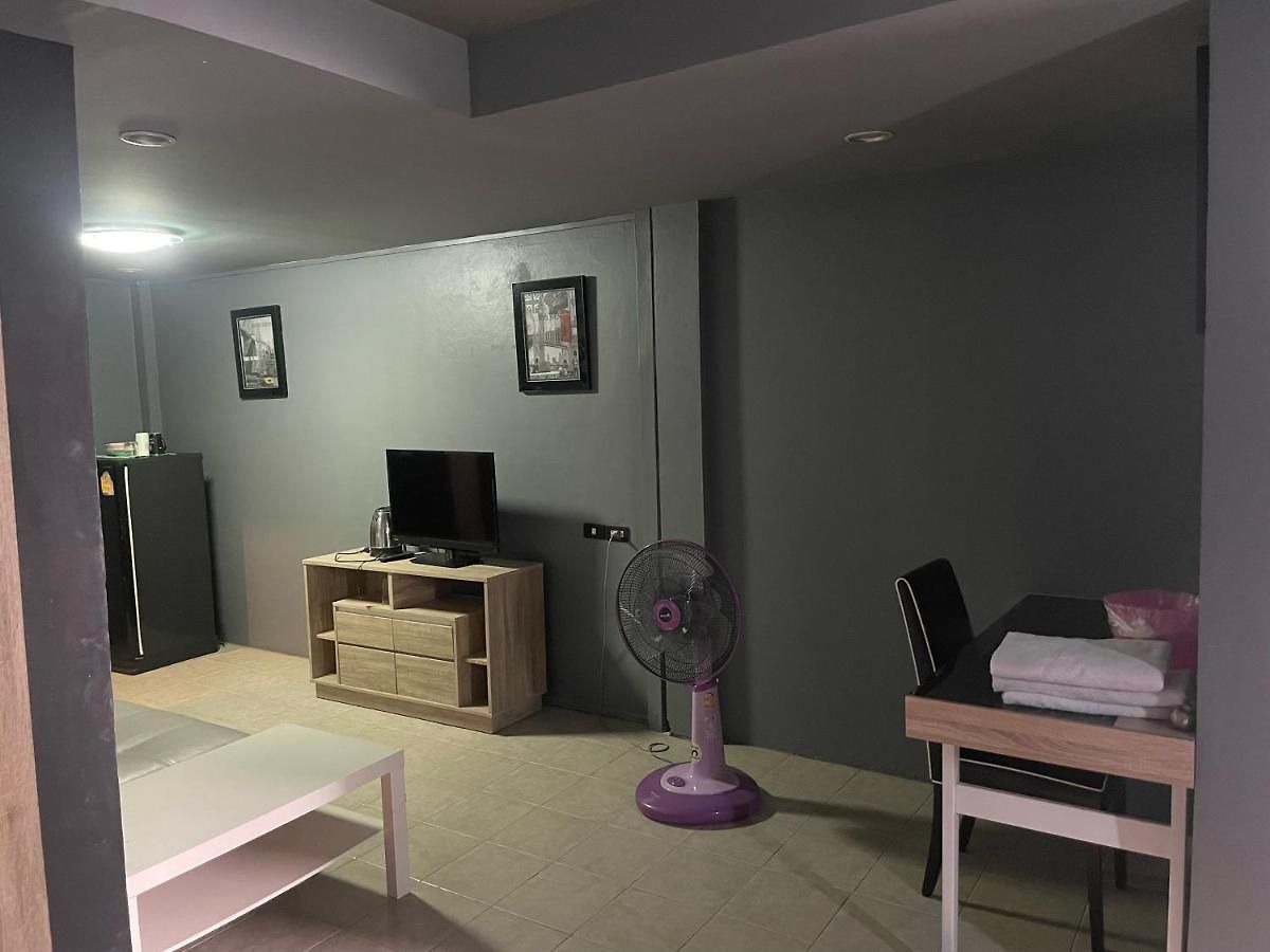 บ้านพัก Happy Apple 3*