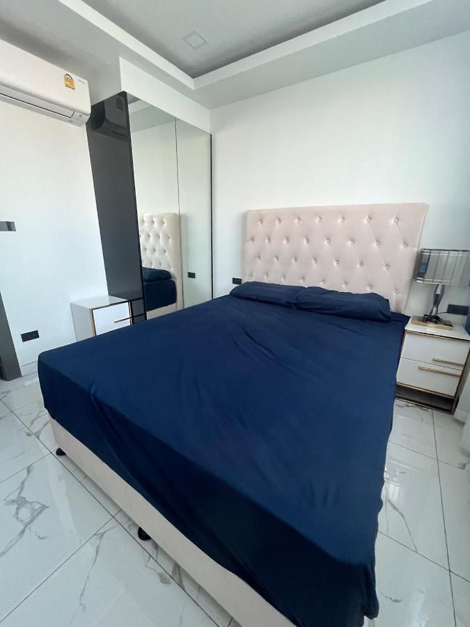 Arcadia Millennium Tower Apartment *