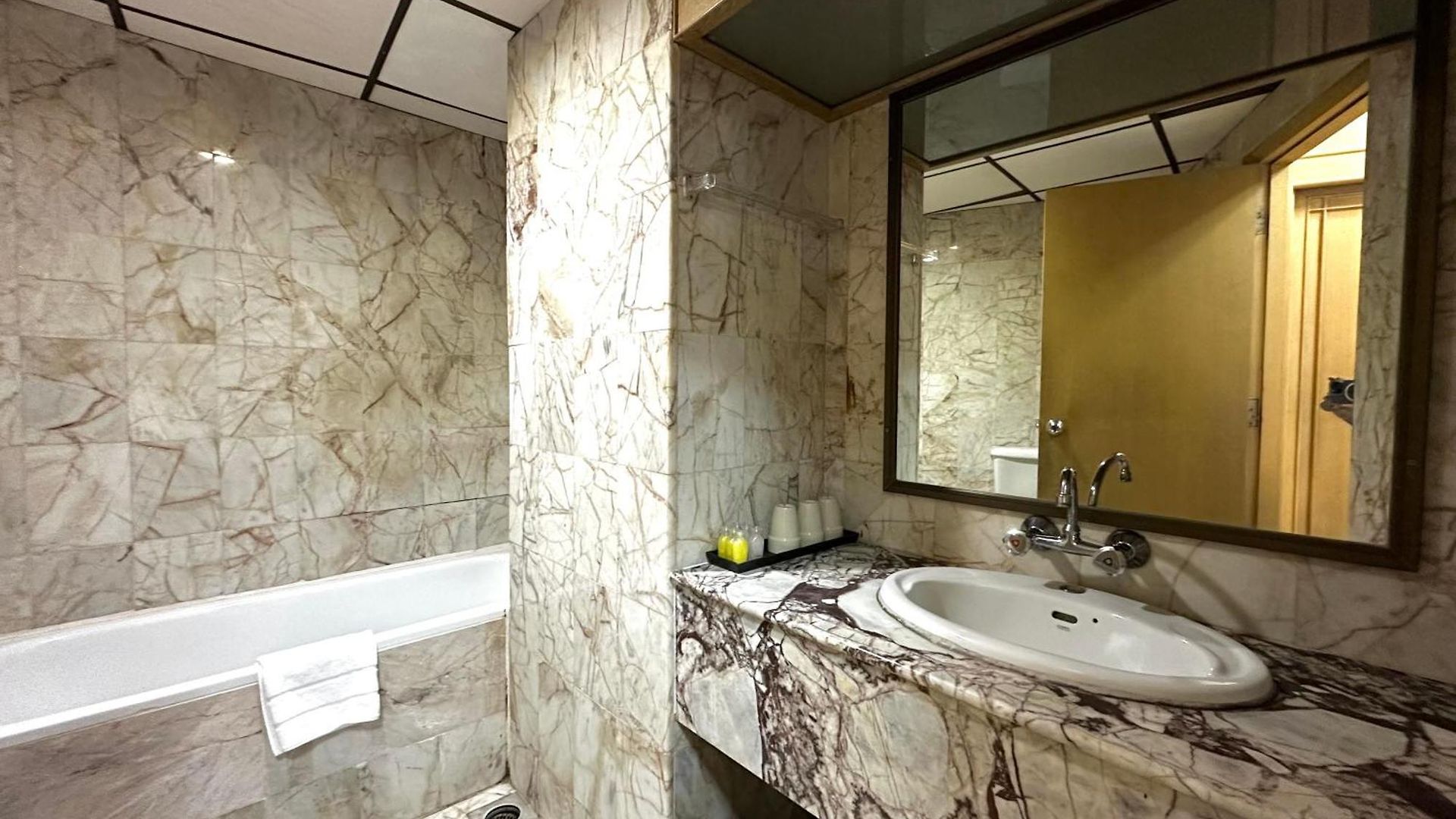 Hotel Garden Paradise 3*