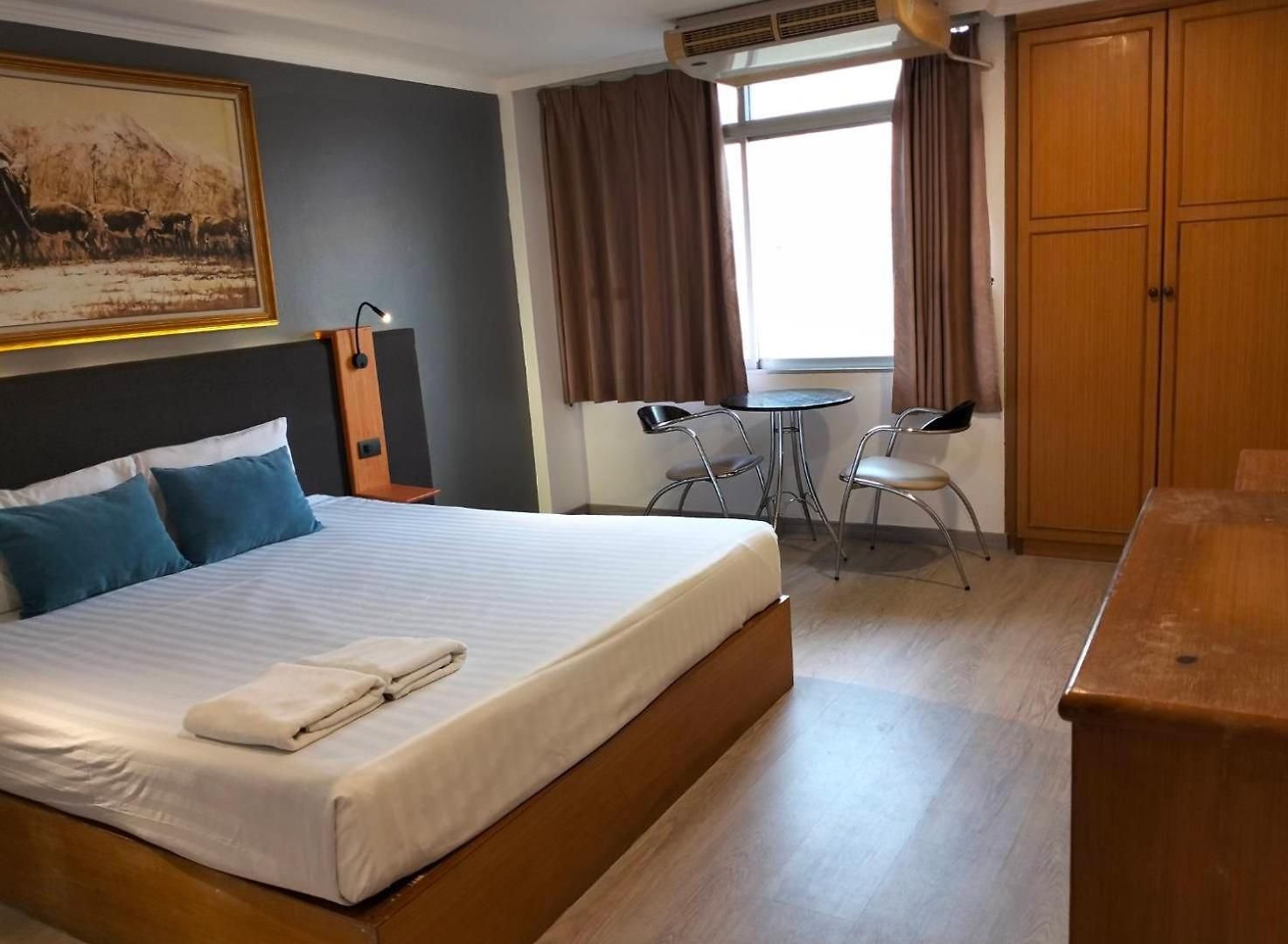 โรงแรม เชคเวลล์แมนชั่น Pattaya