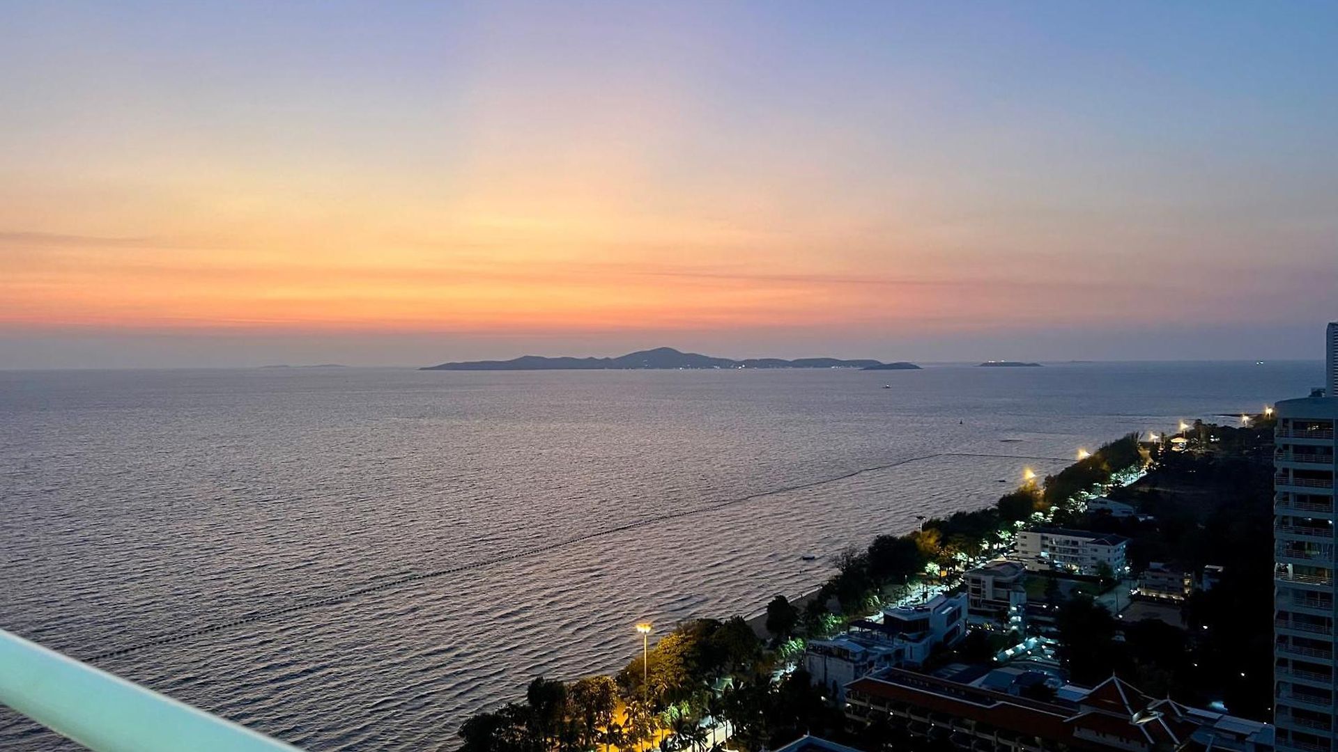 อพาร์ทเม้น View Talay 7 Seaview *