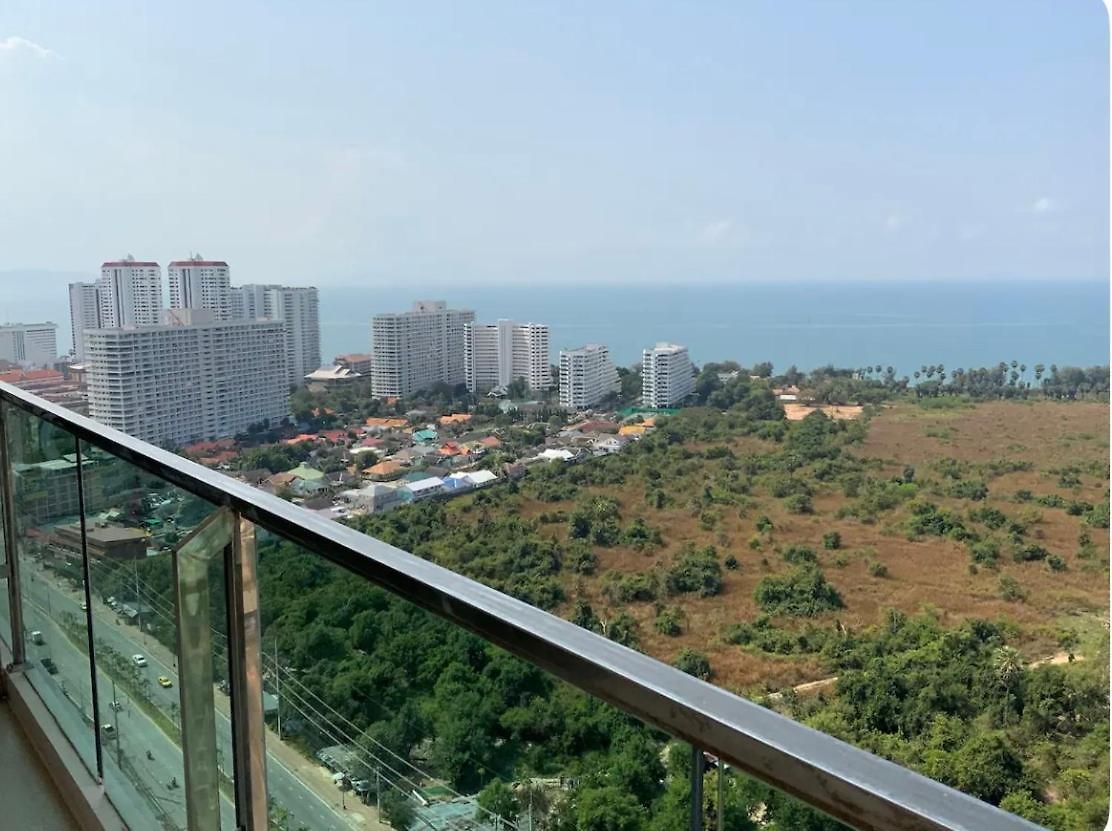 อพาร์ทเม้น Grande Caribbean Ressort Pattaya