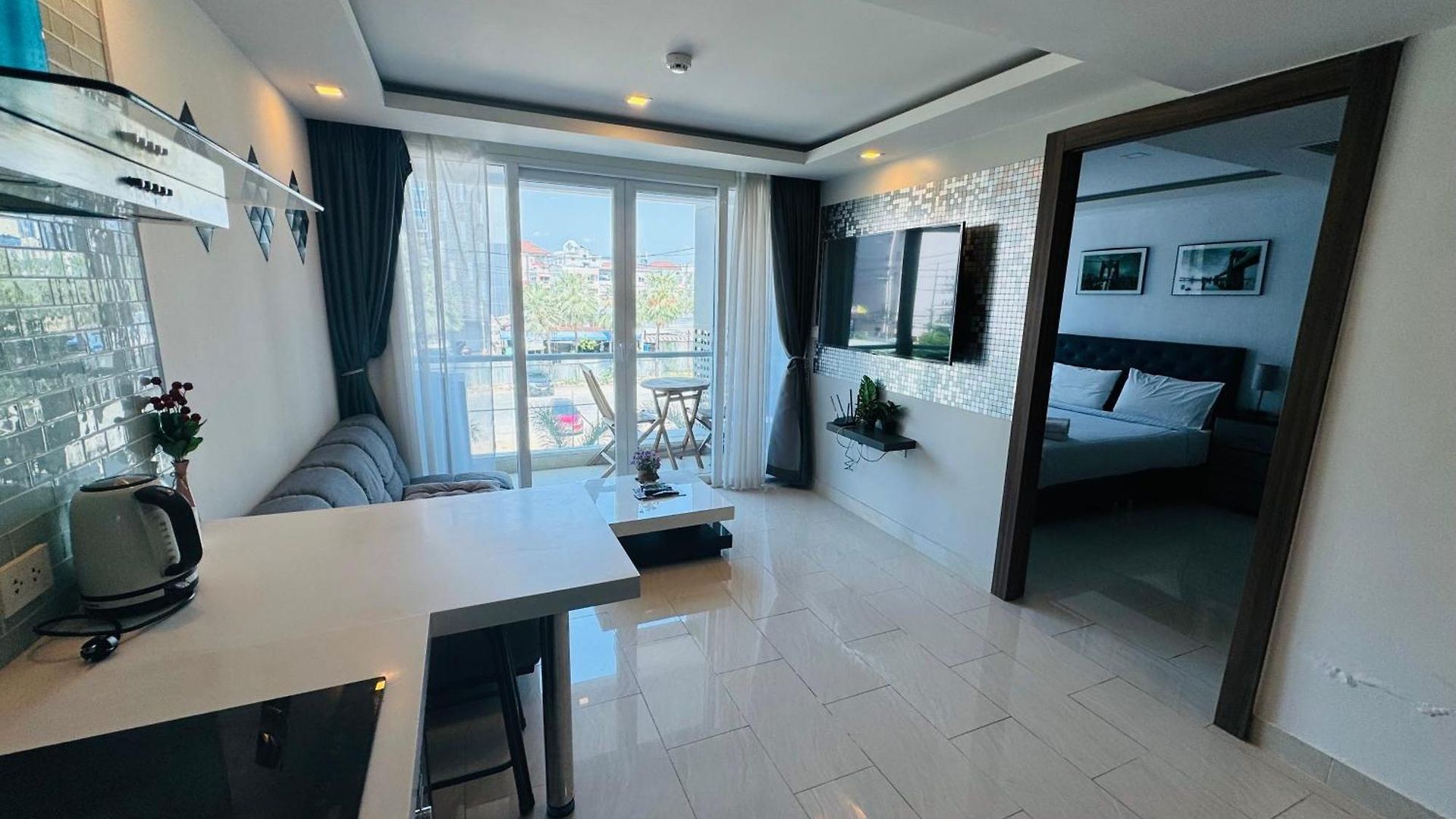 Grand Avenue Conde อพาร์ทเม้น Pattaya