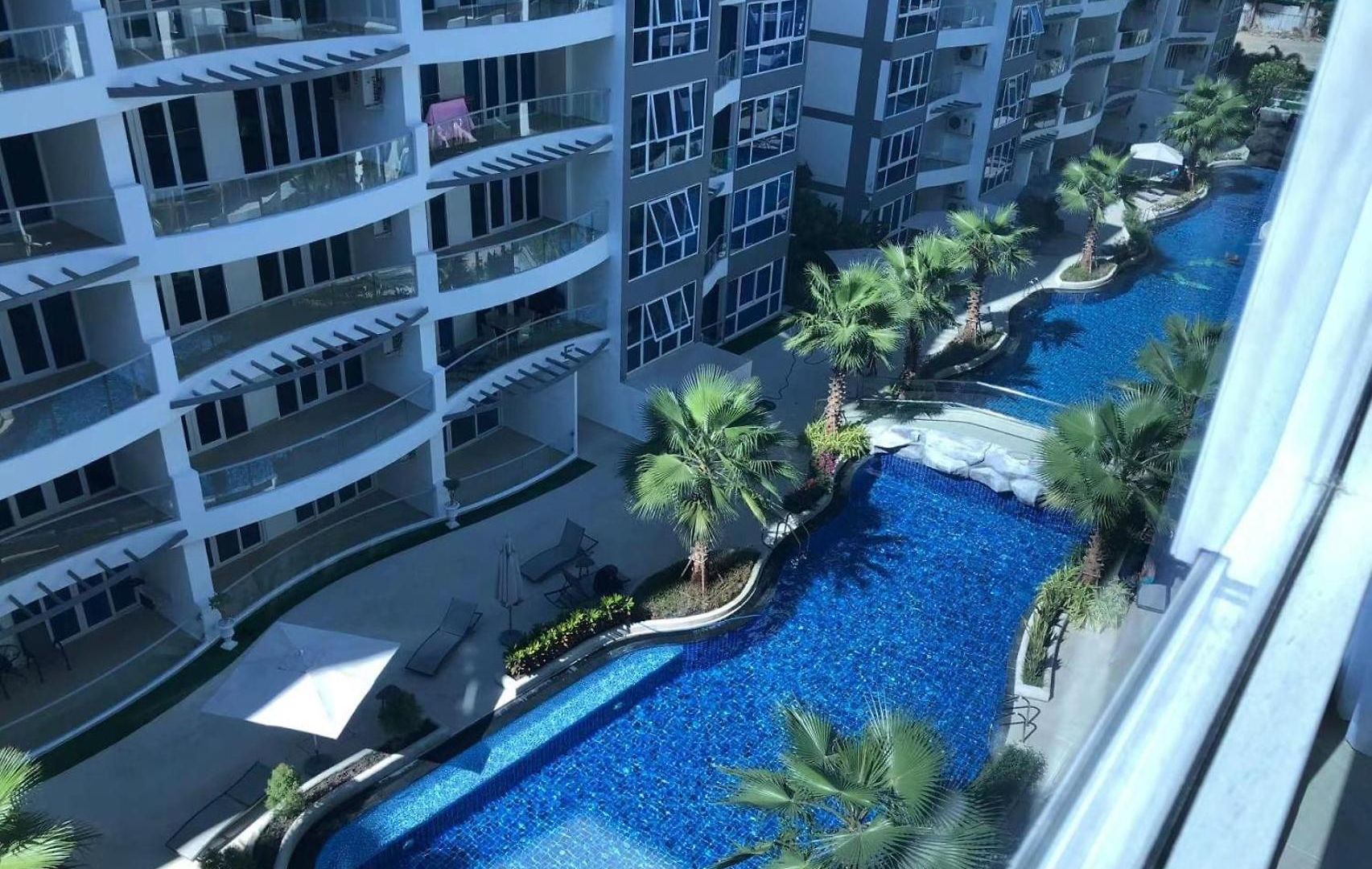 芭提雅中心 Grand Avenue 2卧室公寓泳池景 智能电视 高速互联网