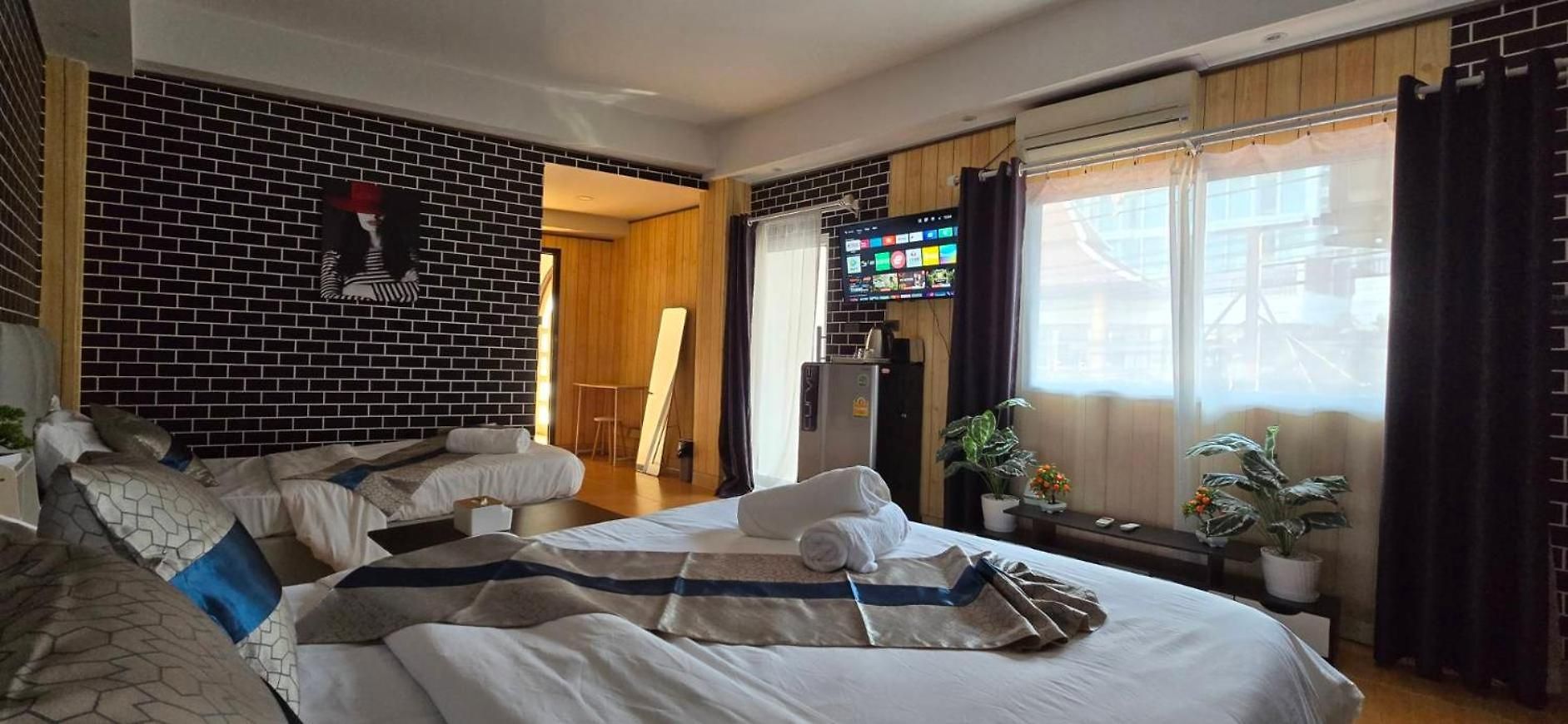 Xcess อพาร์ตโฮเทล Pattaya