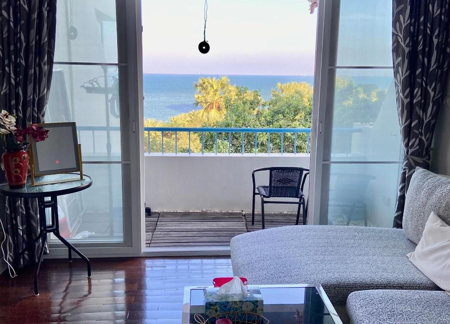 Amazing Cozy Seaview
