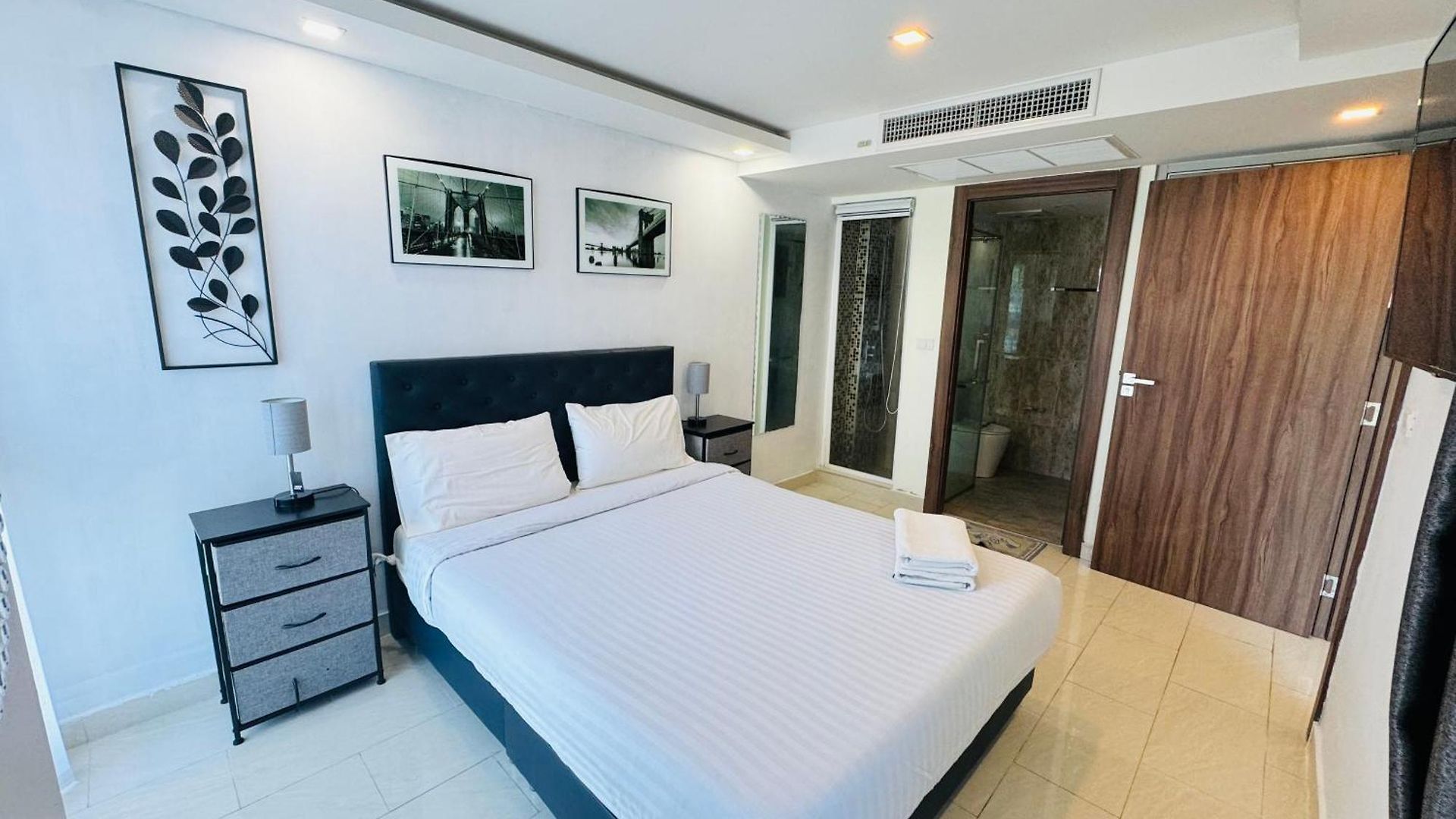 อพาร์ทเม้น Grand Avenue Conde