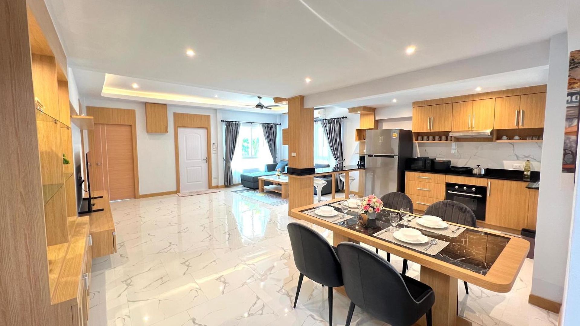 House- 171, Private Pool 4 Bed5bath Near Walking St, Bbq วิลล่า Pattaya