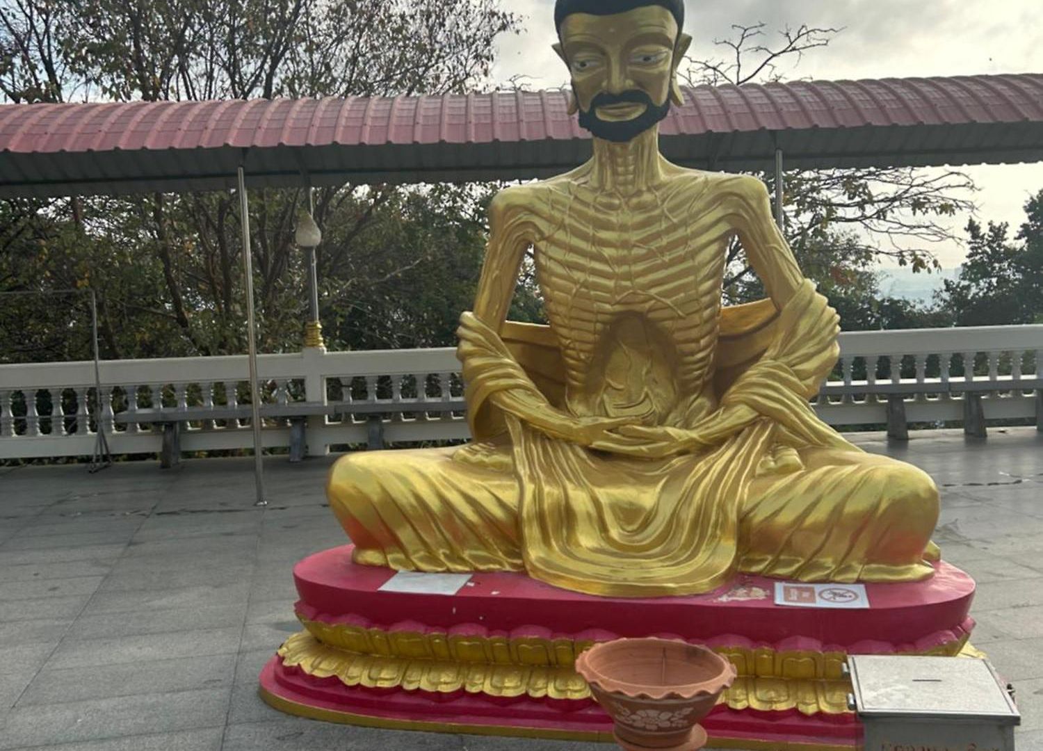 อพาร์ทเม้น Mina View 2 Pattaya